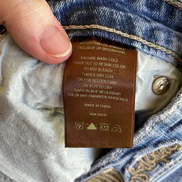 Kut From the Kloth Blue Light Wash Distressed Cuffed Shorts - Picture 9 of 10